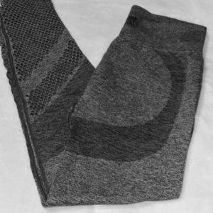 NEW VICTORIA SECRET Seamless Leggings